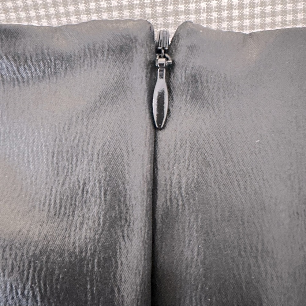 BEBE sexy black shiny stretch skirt! Hardly worn, size 2! - Picture 5 of 5